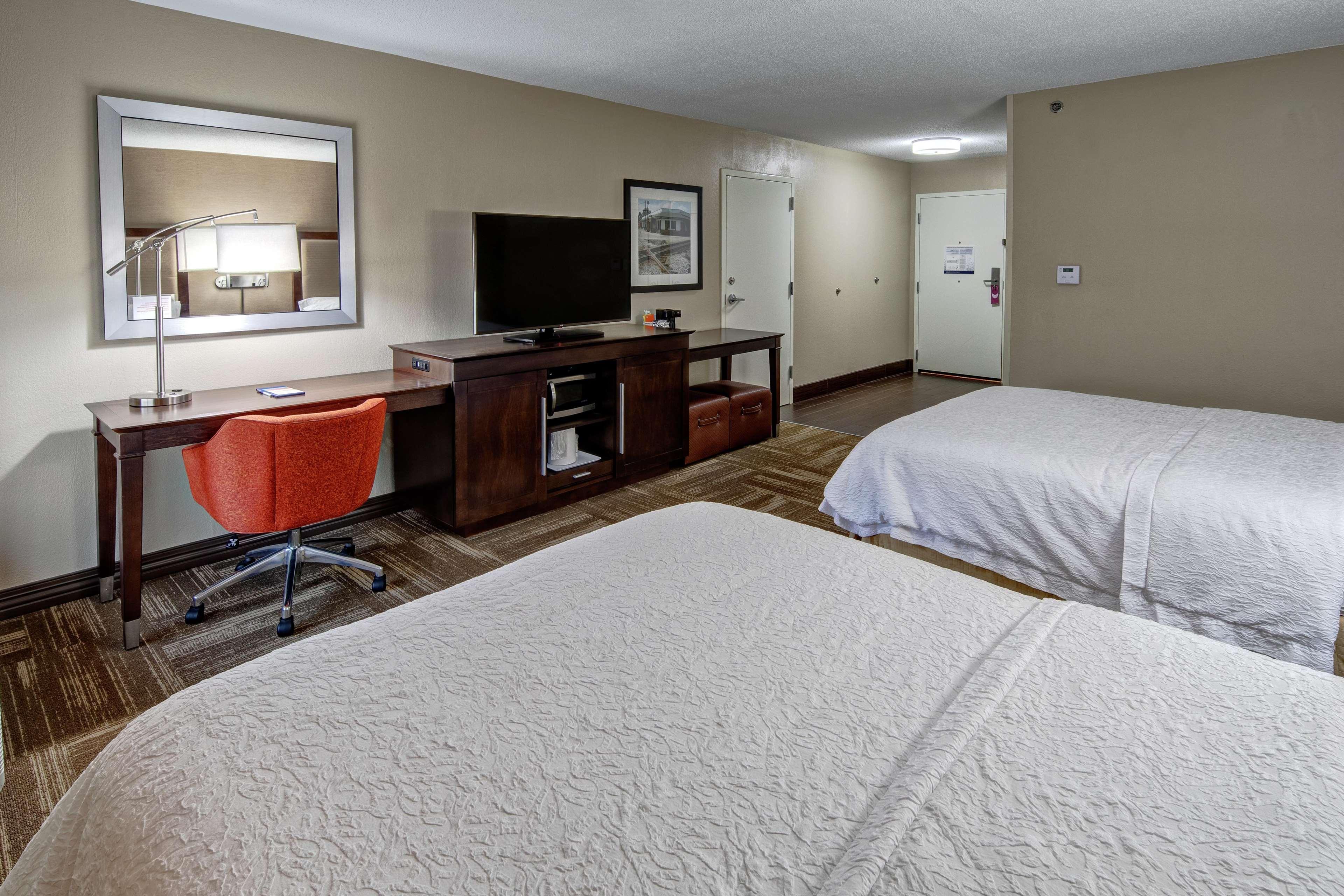 Hampton Inn Corinth Екстер'єр фото