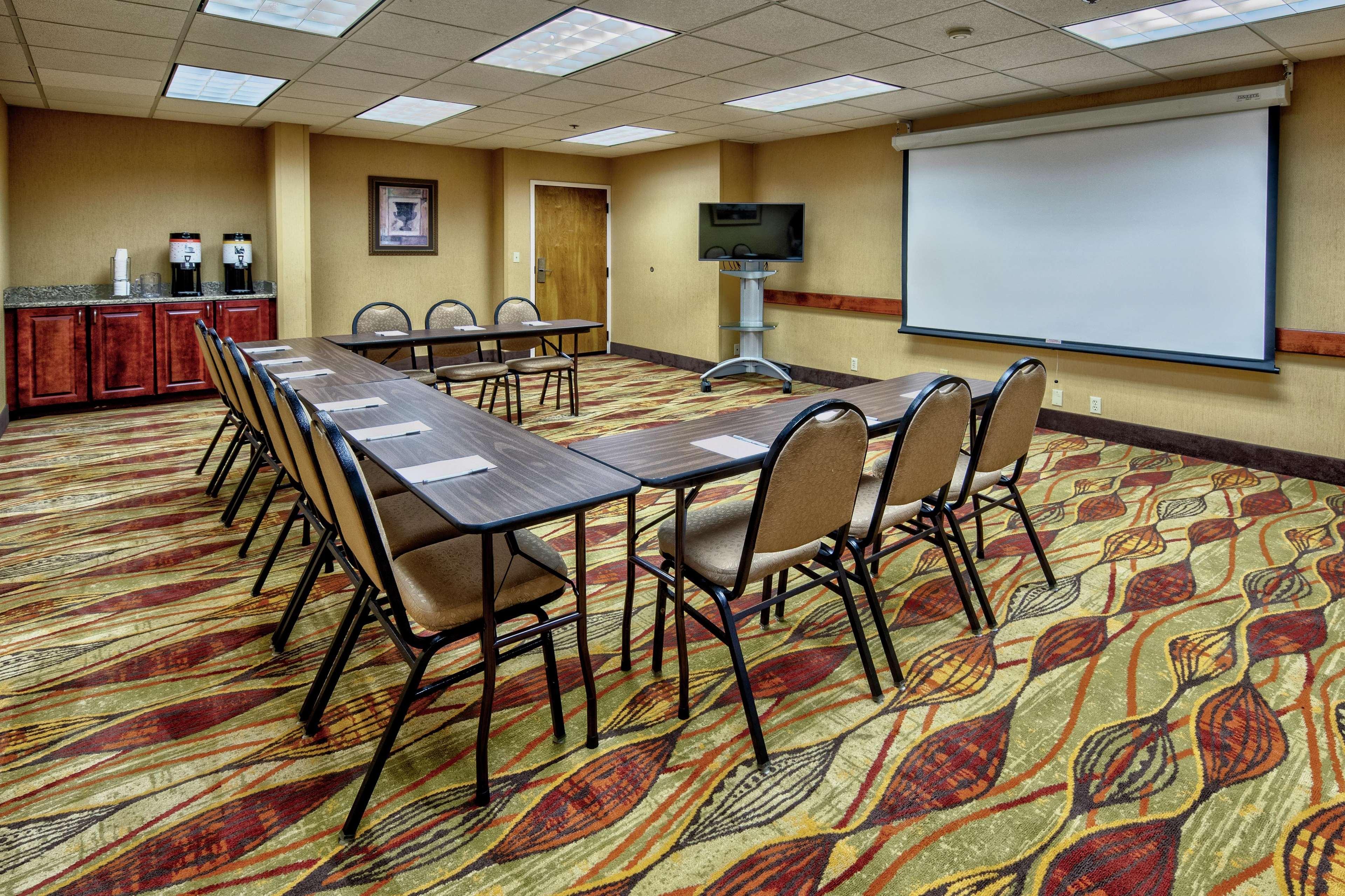 Hampton Inn Corinth Екстер'єр фото