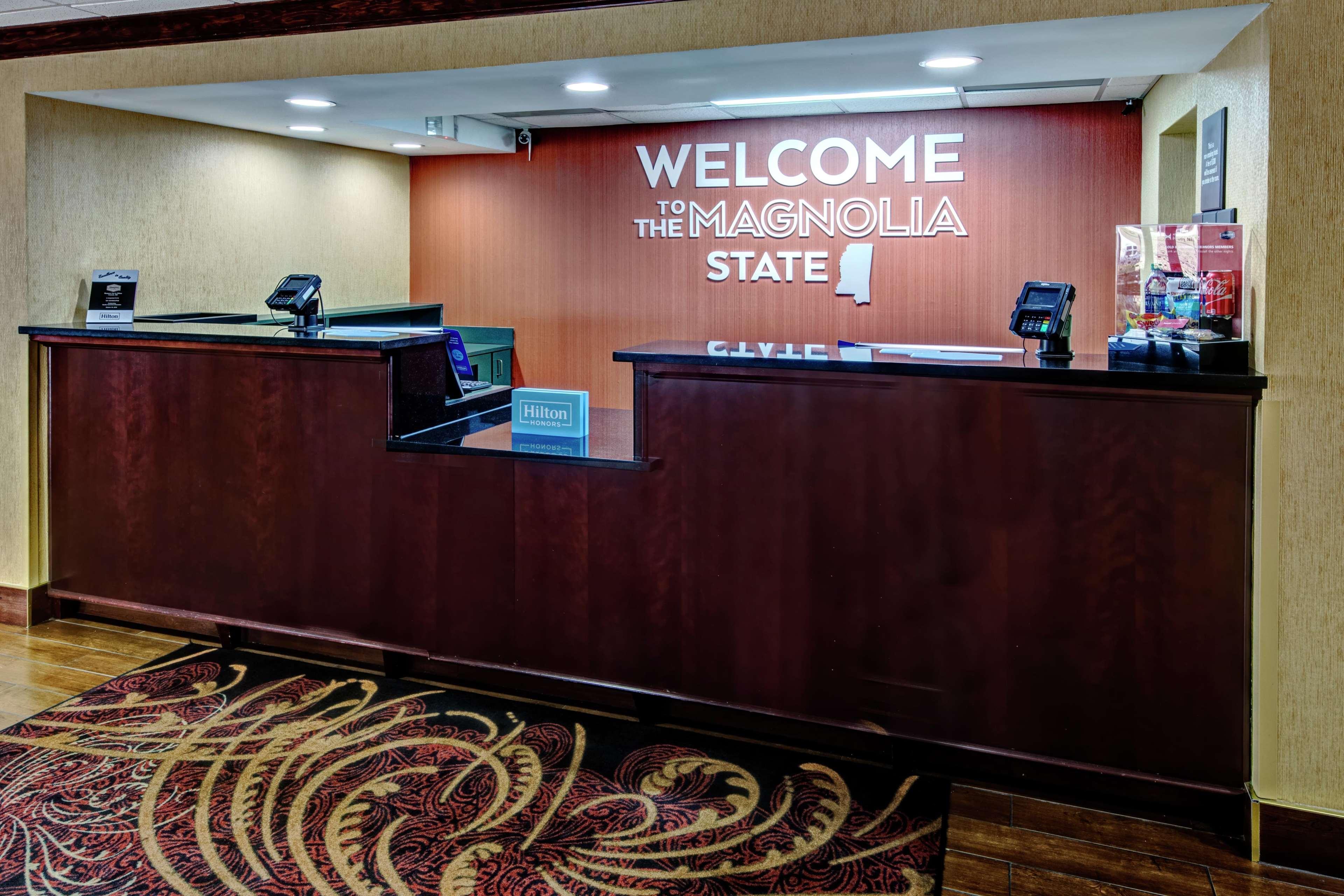 Hampton Inn Corinth Екстер'єр фото