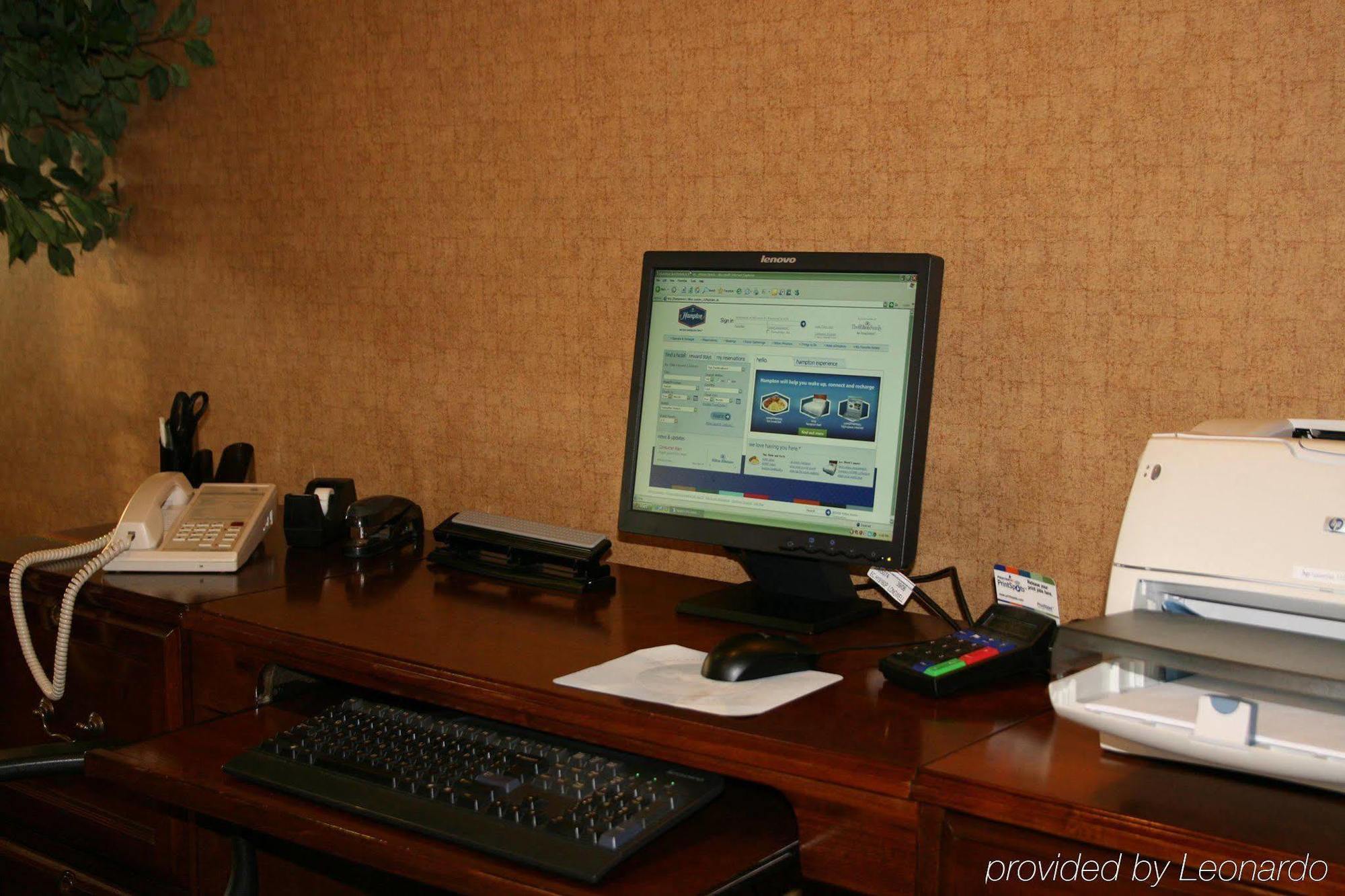 Hampton Inn Corinth Зручності фото